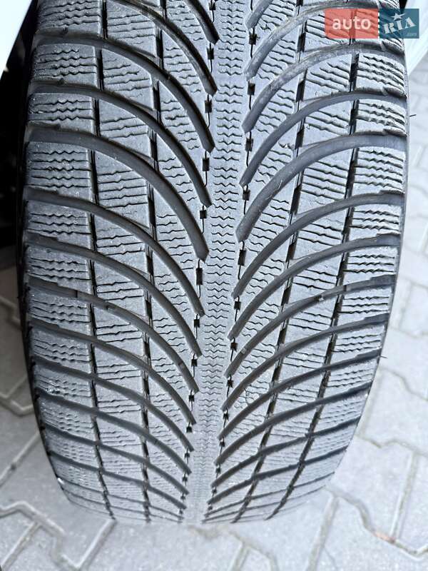 Внедорожник / Кроссовер Maserati Levante 2016 в Одессе