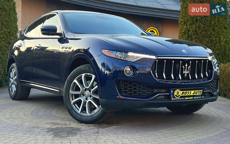 Позашляховик / Кросовер Maserati Levante 2018 в 