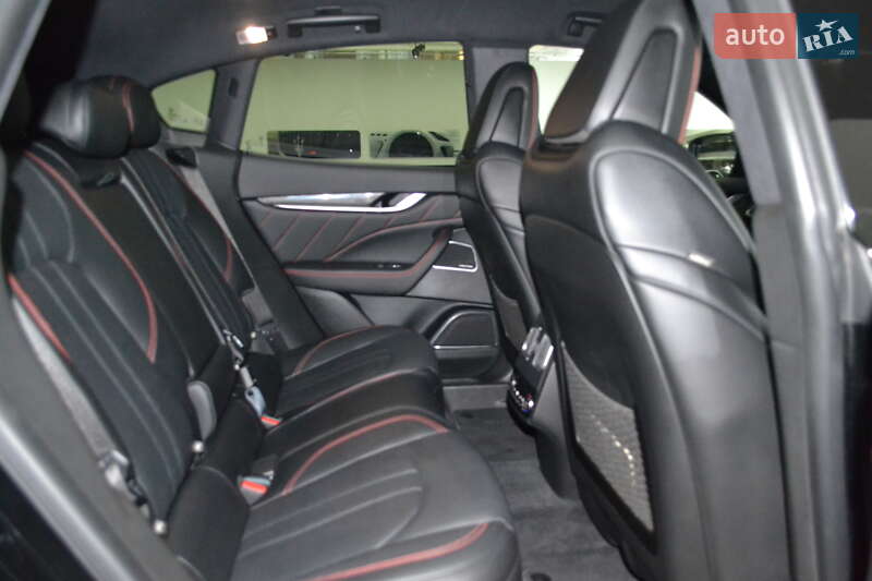 Позашляховик / Кросовер Maserati Levante 2018 в Києві фото 23 Позашляховик / Кросовер Maserati Levante 2018 в Києві