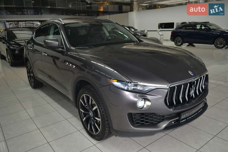 Позашляховик / Кросовер Maserati Levante 2017 в Києві