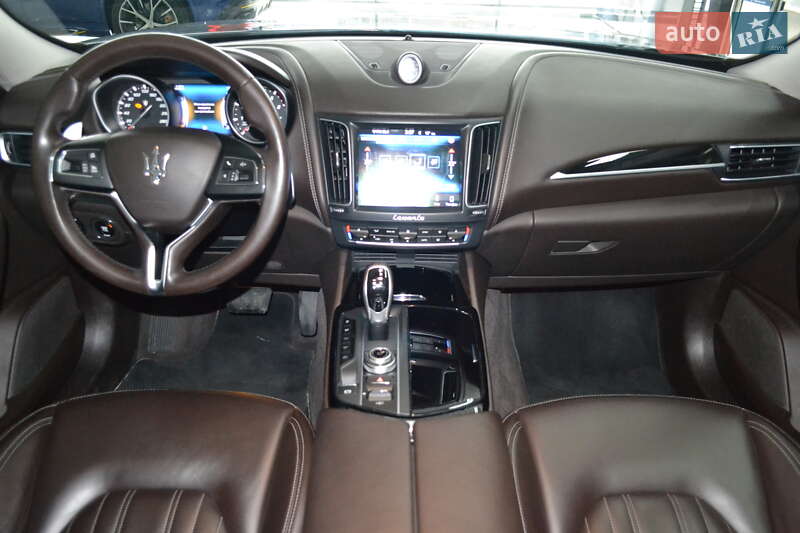 Позашляховик / Кросовер Maserati Levante 2017 в Києві