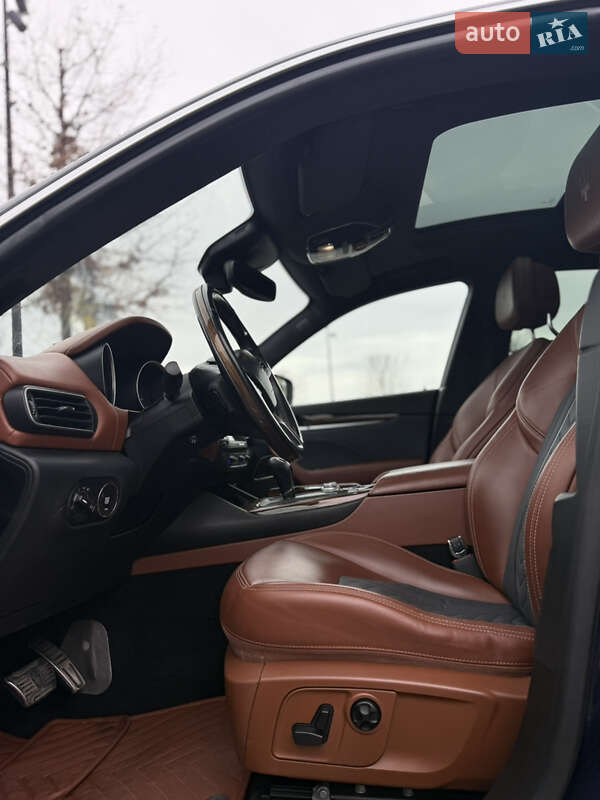 Позашляховик / Кросовер Maserati Levante 2018 в Дніпрі