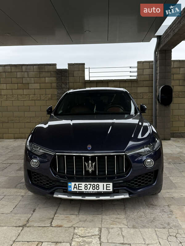 Позашляховик / Кросовер Maserati Levante 2018 в Дніпрі