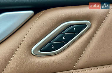 Позашляховик / Кросовер Maserati Levante 2022 в 