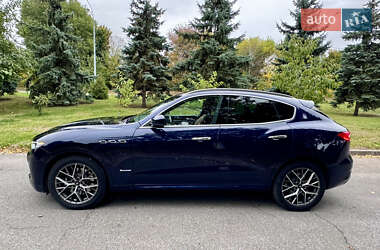 Внедорожник / Кроссовер Maserati Levante 2019 в Киеве