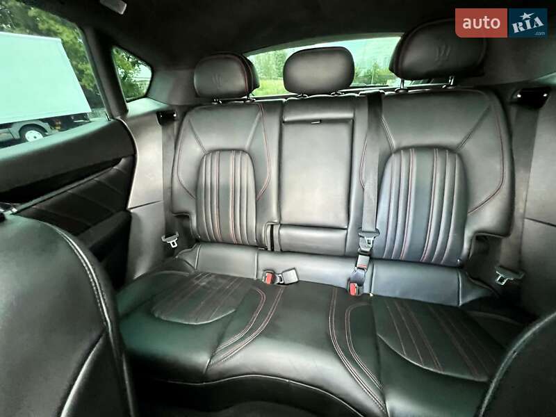 Позашляховик / Кросовер Maserati Levante 2021 в Києві фото 44 Позашляховик / Кросовер Maserati Levante 2021 в Києві