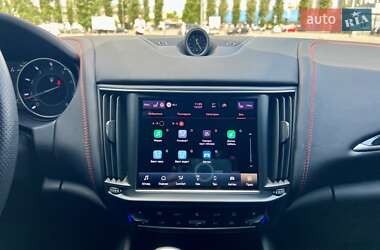 Позашляховик / Кросовер Maserati Levante 2021 в Києві