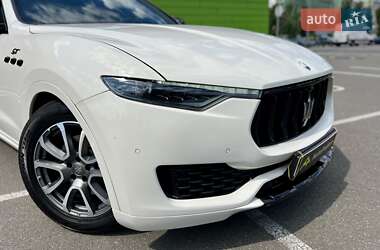 Позашляховик / Кросовер Maserati Levante 2021 в Києві