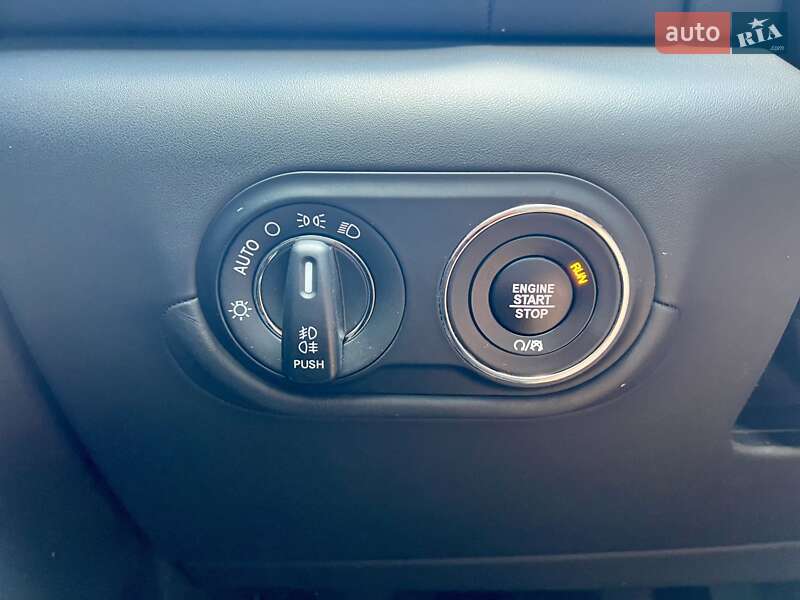 Позашляховик / Кросовер Maserati Levante 2021 в Києві фото 34 Позашляховик / Кросовер Maserati Levante 2021 в Києві