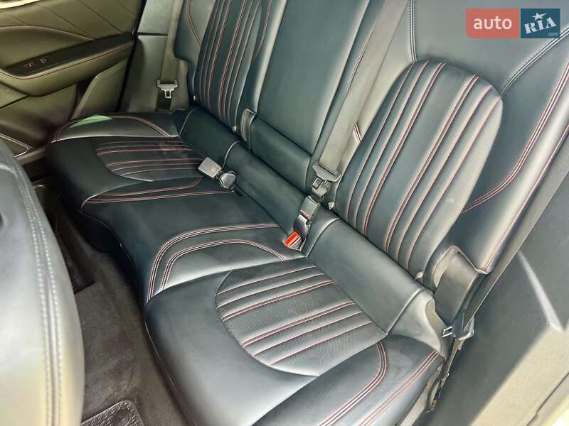 Позашляховик / Кросовер Maserati Levante 2021 в Києві фото 60 Позашляховик / Кросовер Maserati Levante 2021 в Києві