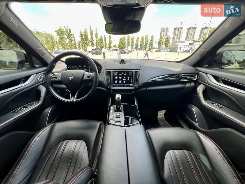 Позашляховик / Кросовер Maserati Levante 2021 в Києві фото 37 Позашляховик / Кросовер Maserati Levante 2021 в Києві
