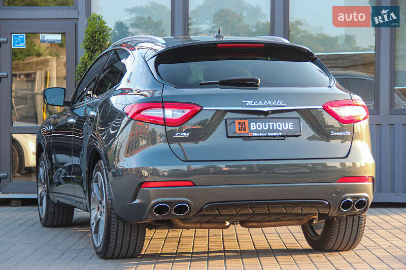 Внедорожник / Кроссовер Maserati Levante 2017 в Одессе
