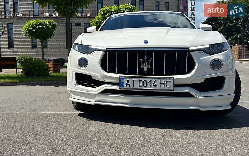Позашляховик / Кросовер Maserati Levante 2017 в Києві