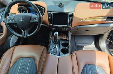 Внедорожник / Кроссовер Maserati Levante 2019 в Одессе