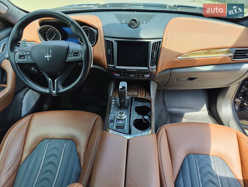 Внедорожник / Кроссовер Maserati Levante 2019 в Одессе
