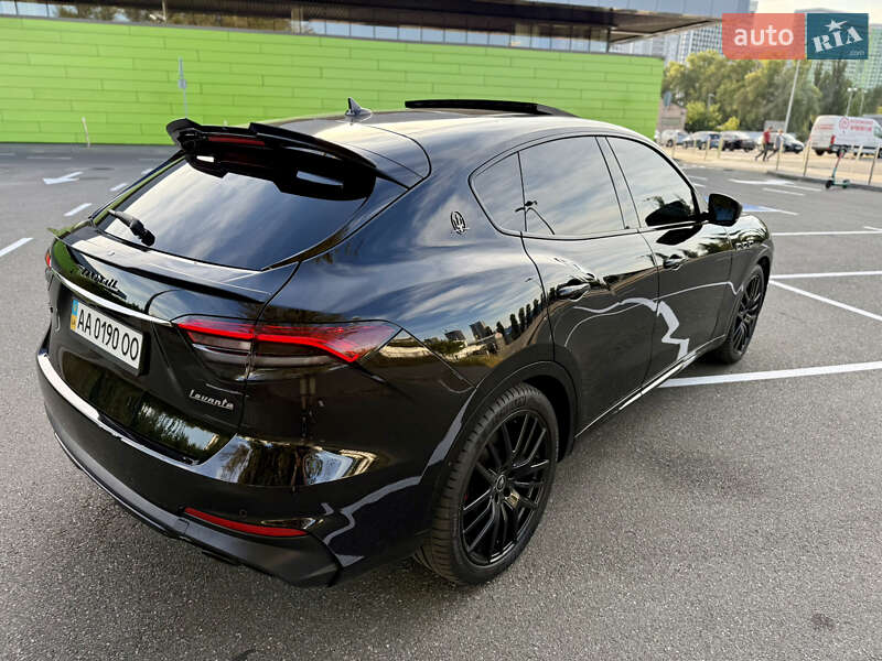 Позашляховик / Кросовер Maserati Levante 2020 в Києві