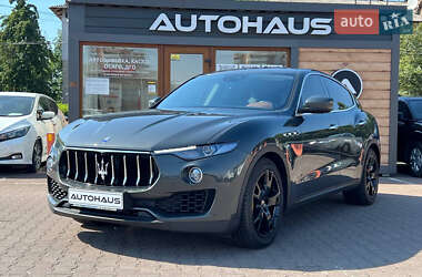 Внедорожник / Кроссовер Maserati Levante 2019 в Житомире