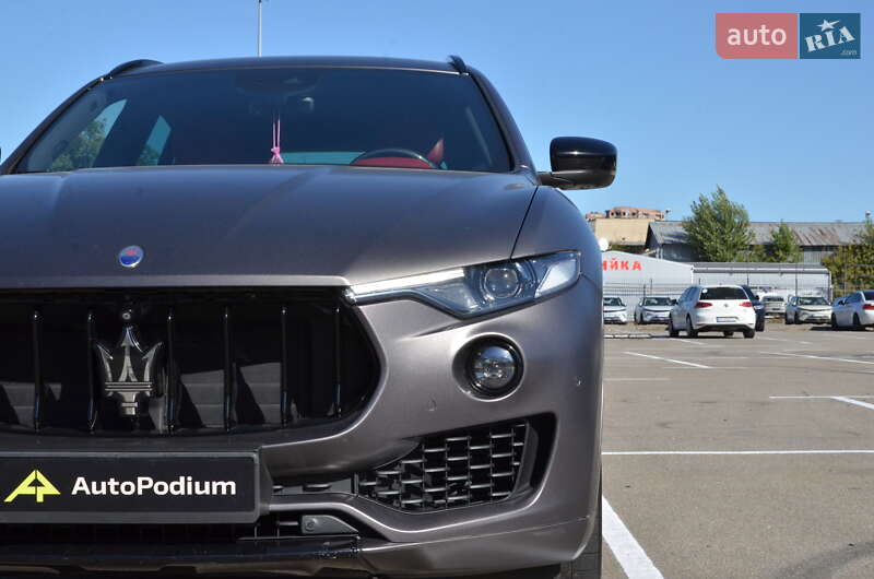 Позашляховик / Кросовер Maserati Levante 2017 в Києві