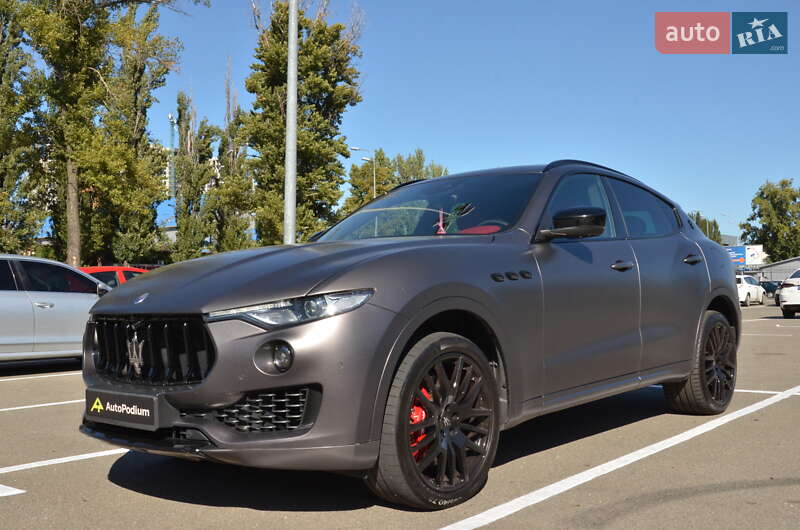 Позашляховик / Кросовер Maserati Levante 2017 в Києві