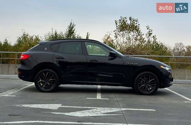 Внедорожник / Кроссовер Maserati Levante 2018 в Киеве фото 17 Внедорожник / Кроссовер Maserati Levante 2018 в Киеве