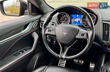 Внедорожник / Кроссовер Maserati Levante 2018 в  фото 41 Внедорожник / Кроссовер Maserati Levante 2018 в