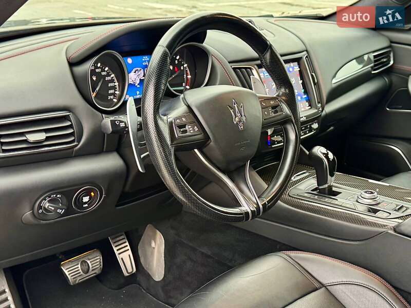 Внедорожник / Кроссовер Maserati Levante 2018 в Киеве фото 39 Внедорожник / Кроссовер Maserati Levante 2018 в Киеве