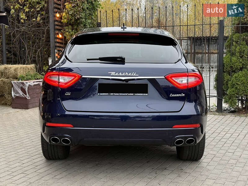 Внедорожник / Кроссовер Maserati Levante 2018 в Киеве