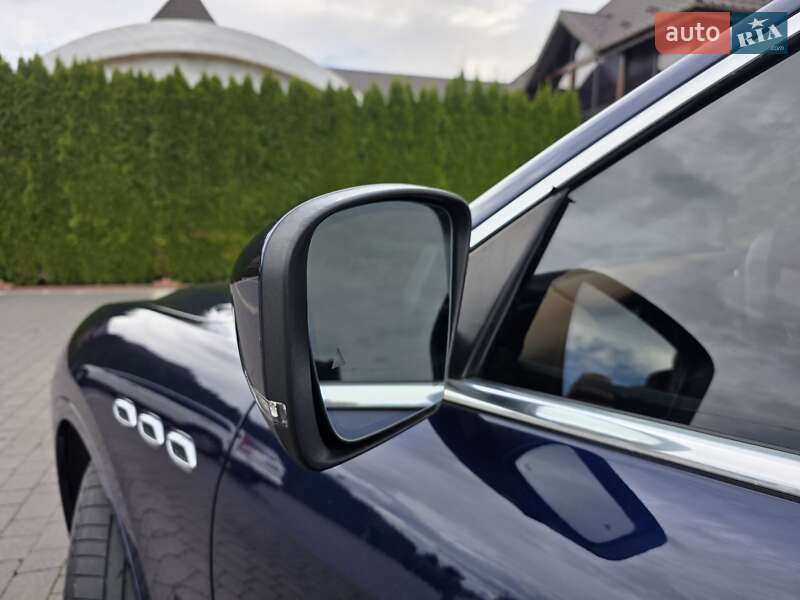 Позашляховик / Кросовер Maserati Levante 2018 в Львові