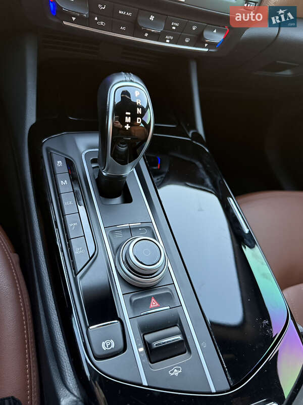 Внедорожник / Кроссовер Maserati Levante 2018 в Киеве