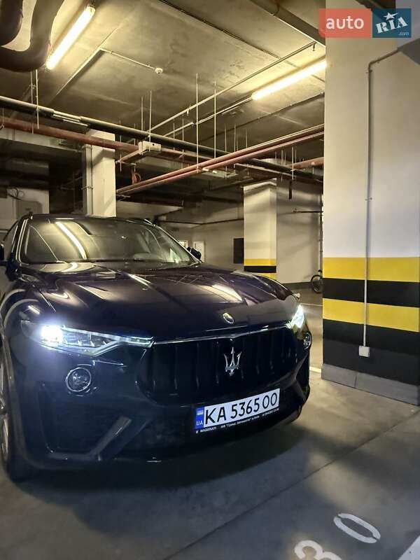 Позашляховик / Кросовер Maserati Levante 2019 в Києві