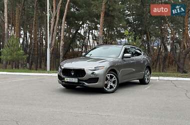 Внедорожник / Кроссовер Maserati Levante 2017 в Киеве