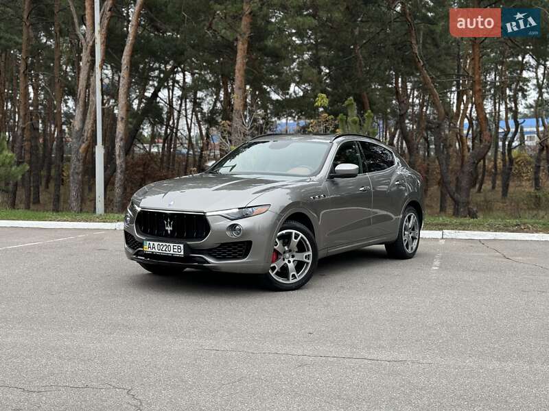 Позашляховик / Кросовер Maserati Levante 2017 в Києві