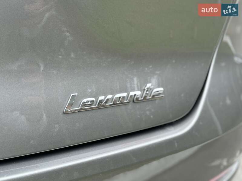 Позашляховик / Кросовер Maserati Levante 2017 в Києві