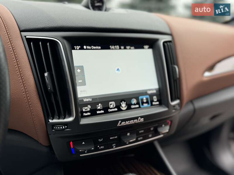Позашляховик / Кросовер Maserati Levante 2017 в Києві