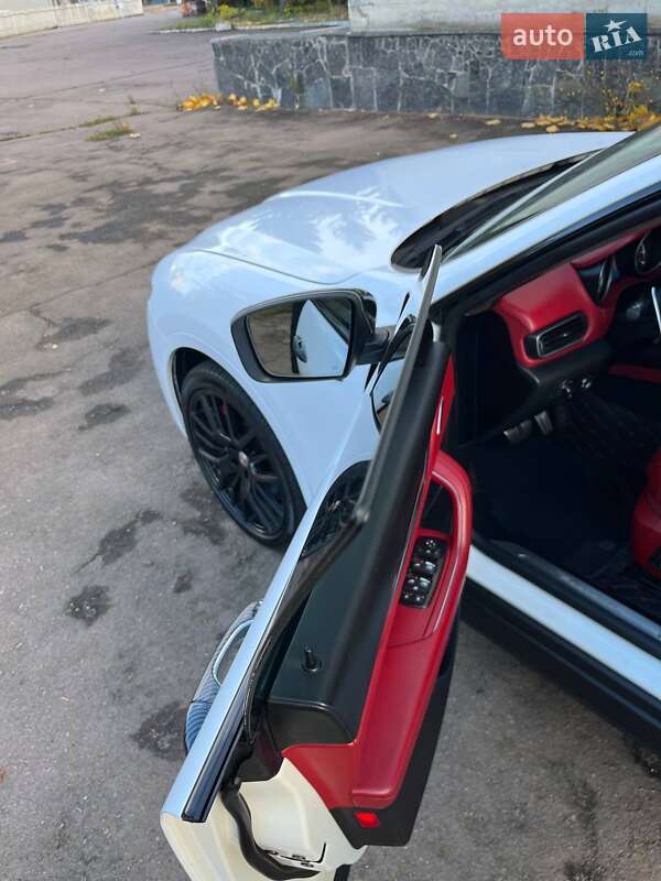 Позашляховик / Кросовер Maserati Levante 2016 в Києві