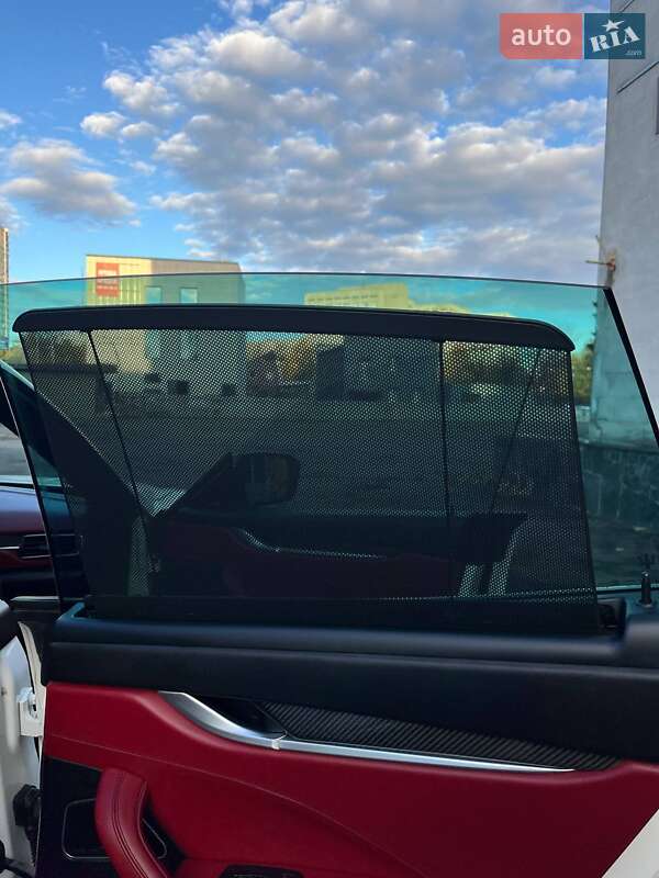 Позашляховик / Кросовер Maserati Levante 2016 в Києві