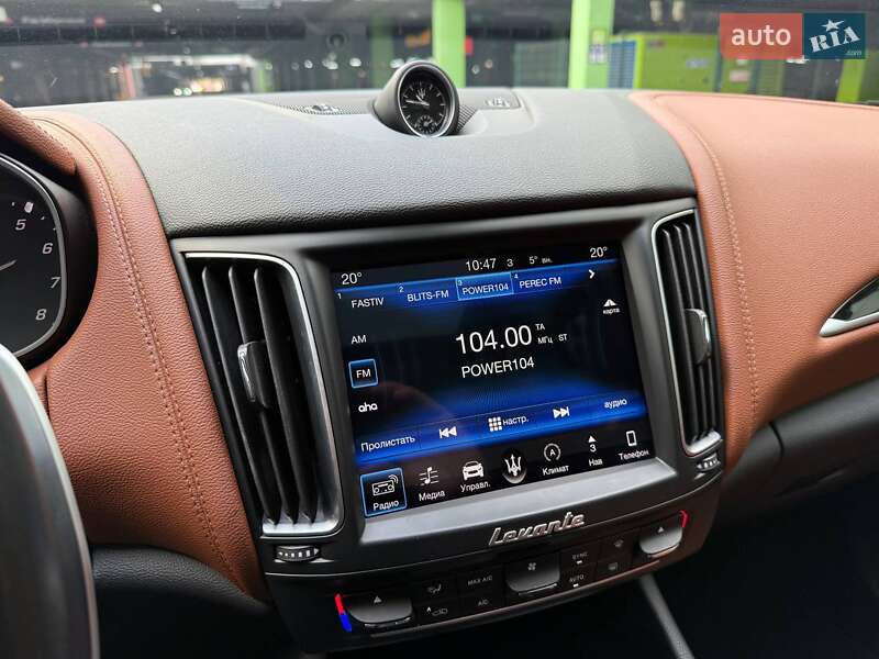 Внедорожник / Кроссовер Maserati Levante 2018 в Киеве