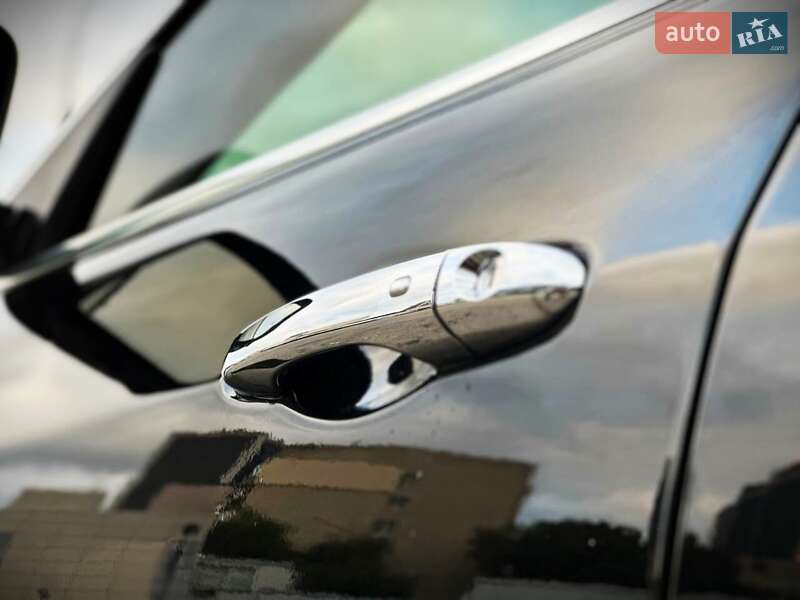 Внедорожник / Кроссовер Maserati Levante 2018 в Киеве фото 12 Внедорожник / Кроссовер Maserati Levante 2018 в Киеве