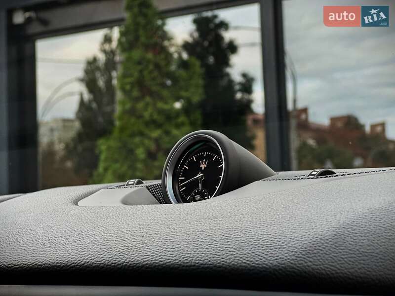 Внедорожник / Кроссовер Maserati Levante 2018 в Киеве фото 36 Внедорожник / Кроссовер Maserati Levante 2018 в Киеве