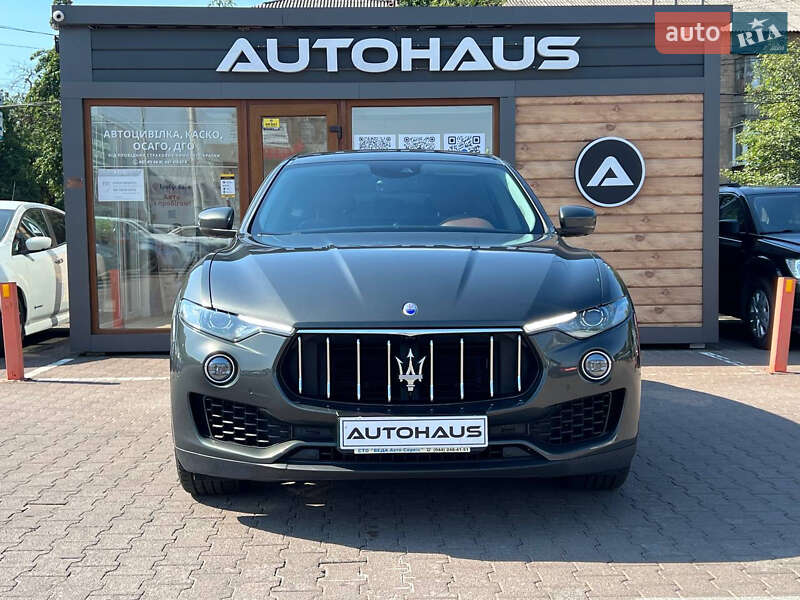 Внедорожник / Кроссовер Maserati Levante 2019 в Житомире