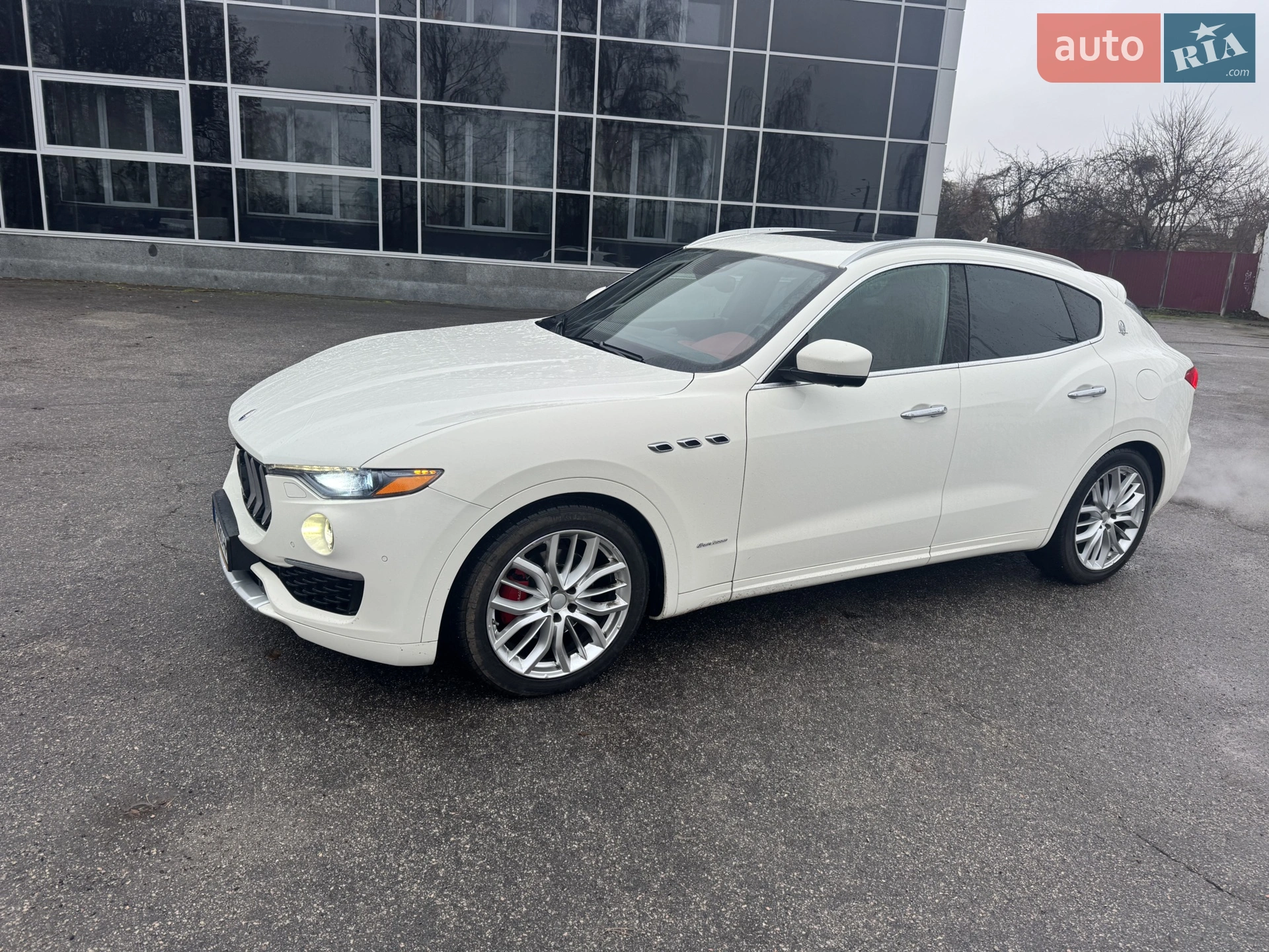 2019 Maserati Levante - мініатюра 3