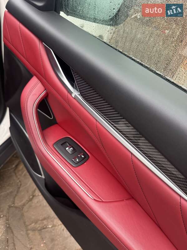 Позашляховик / Кросовер Maserati Levante 2019 в Харкові