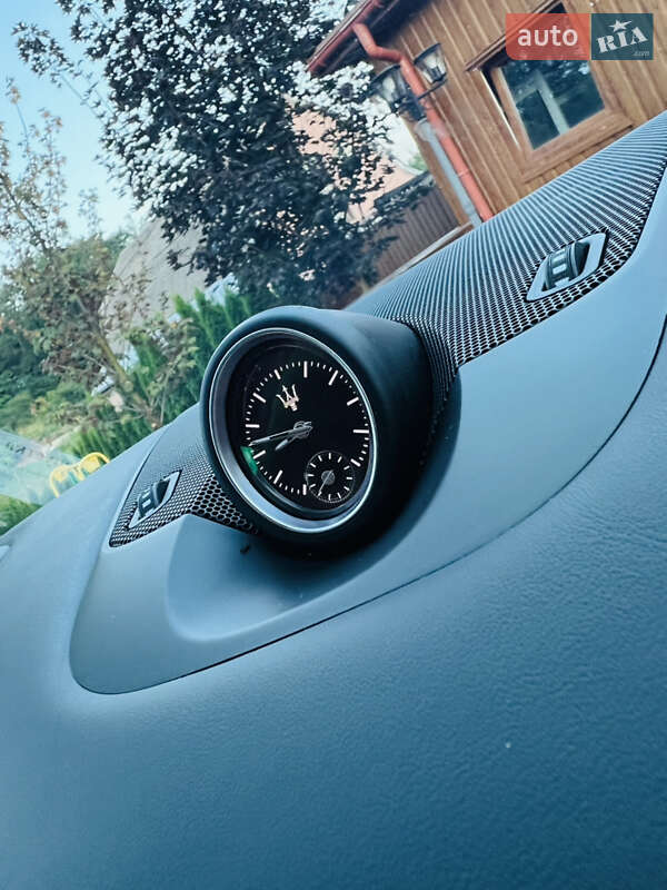 Внедорожник / Кроссовер Maserati Levante 2017 в Ровно фото 24 Внедорожник / Кроссовер Maserati Levante 2017 в Ровно