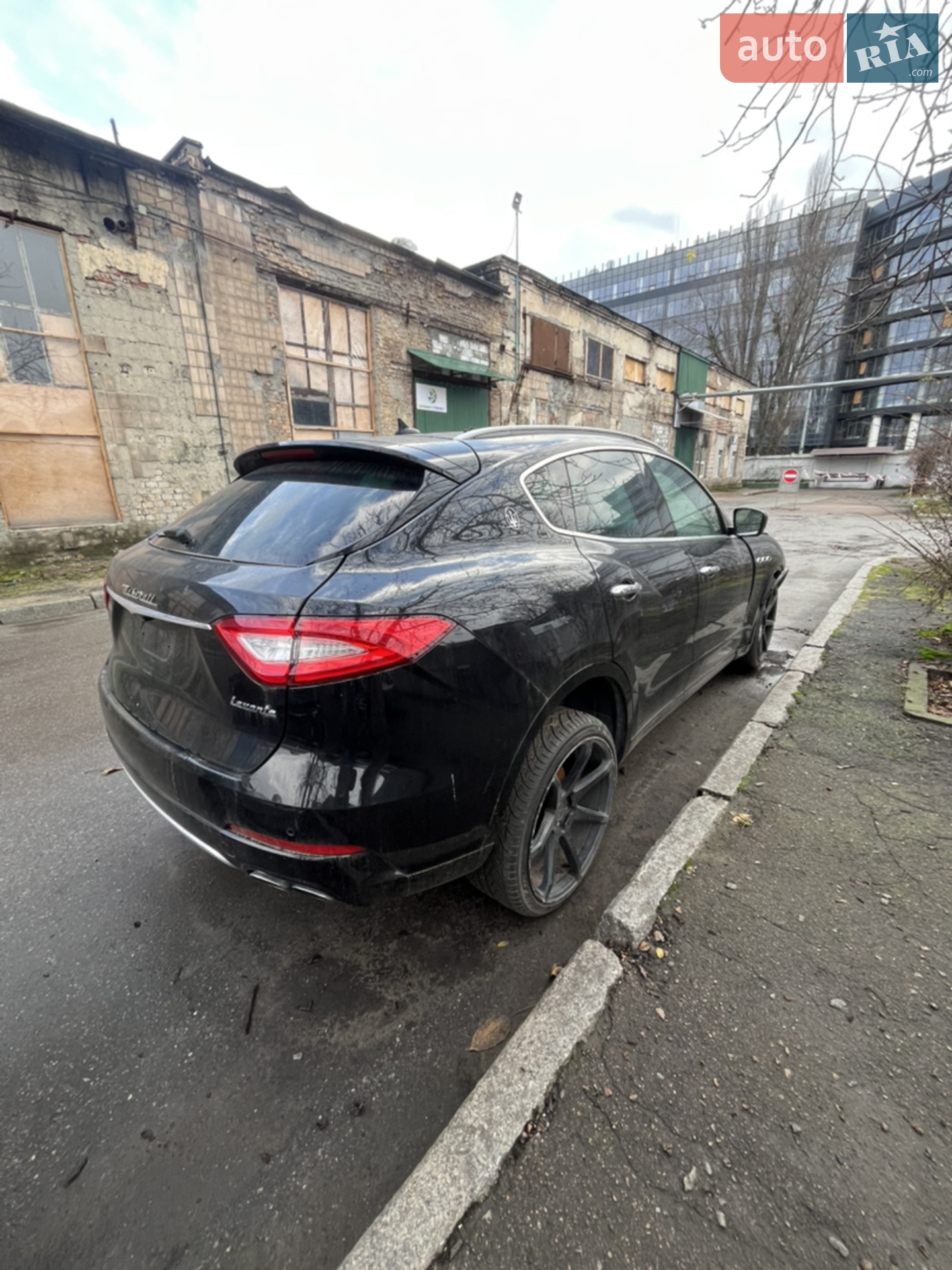 2017 Maserati Levante - мініатюра 6