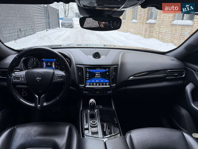 Внедорожник / Кроссовер Maserati Levante 2016 в Киеве фото 19 Внедорожник / Кроссовер Maserati Levante 2016 в Киеве