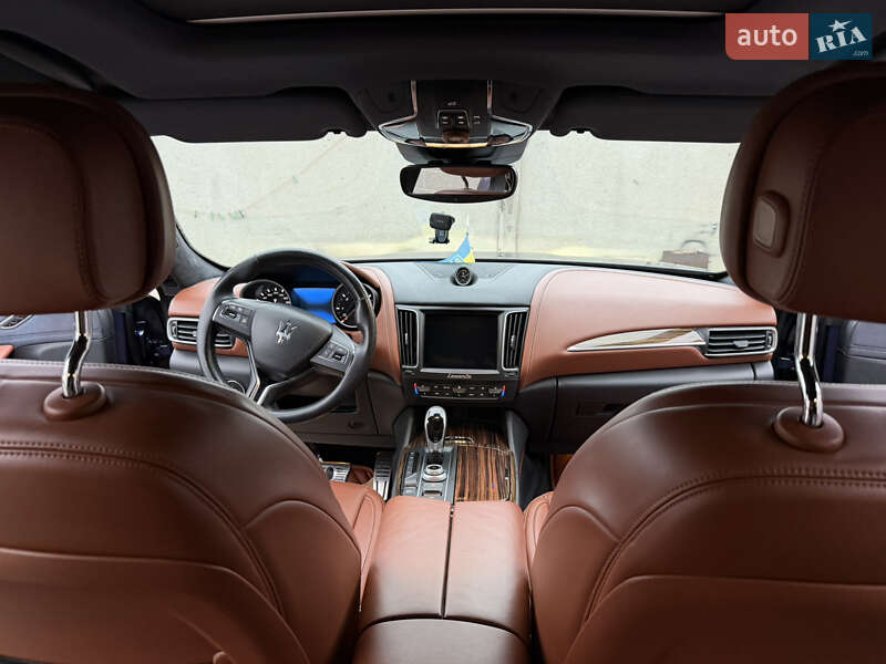 Внедорожник / Кроссовер Maserati Levante 2018 в Днепре фото 35 Внедорожник / Кроссовер Maserati Levante 2018 в Днепре