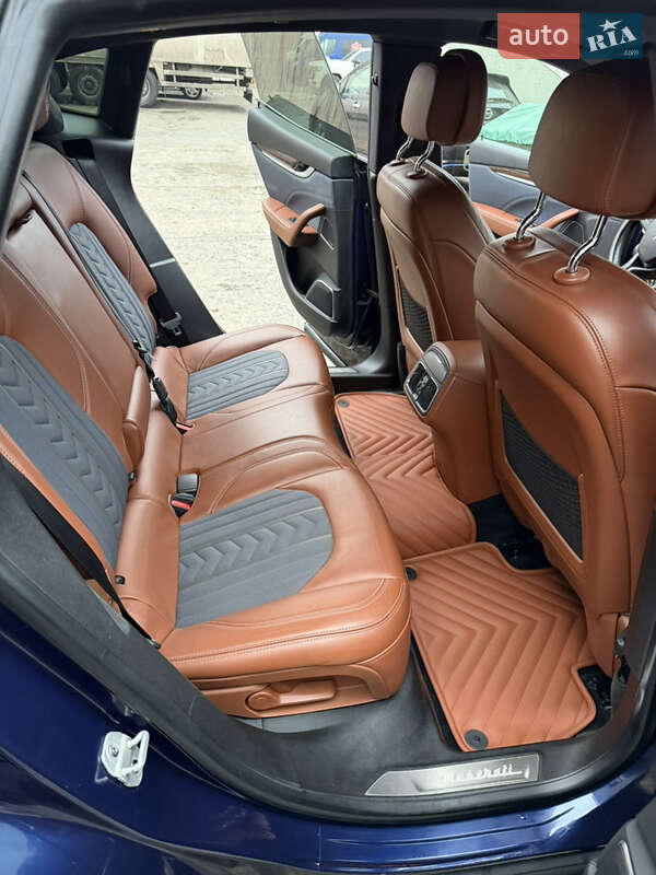 Внедорожник / Кроссовер Maserati Levante 2018 в Днепре фото 37 Внедорожник / Кроссовер Maserati Levante 2018 в Днепре