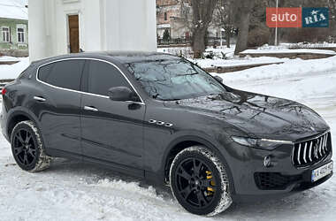 Позашляховик / Кросовер Maserati Levante 2019 в Житомирі