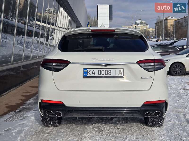Внедорожник / Кроссовер Maserati Levante 2021 в Киеве фото 6 Внедорожник / Кроссовер Maserati Levante 2021 в Киеве