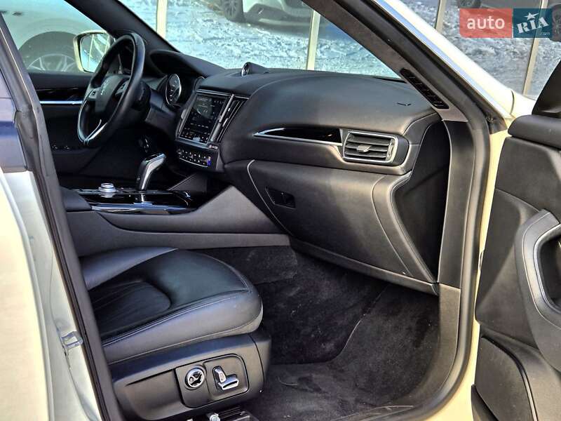 Внедорожник / Кроссовер Maserati Levante 2021 в Киеве фото 16 Внедорожник / Кроссовер Maserati Levante 2021 в Киеве